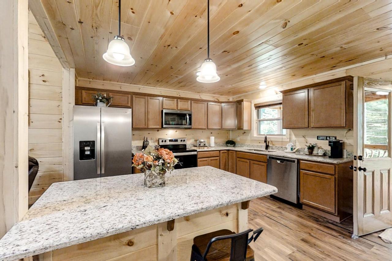 Misty Mountain Retreat Villa Sevierville Exterior photo