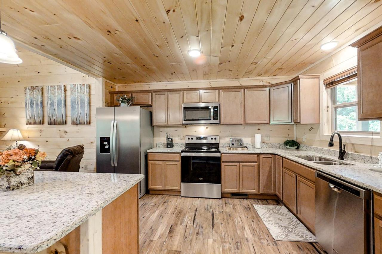 Misty Mountain Retreat Villa Sevierville Exterior photo